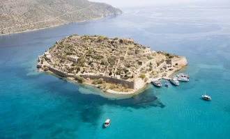 Celestyal Journey ile Yunan Adaları - Kuşadası Hareketli ve Varışlı - 7 gece